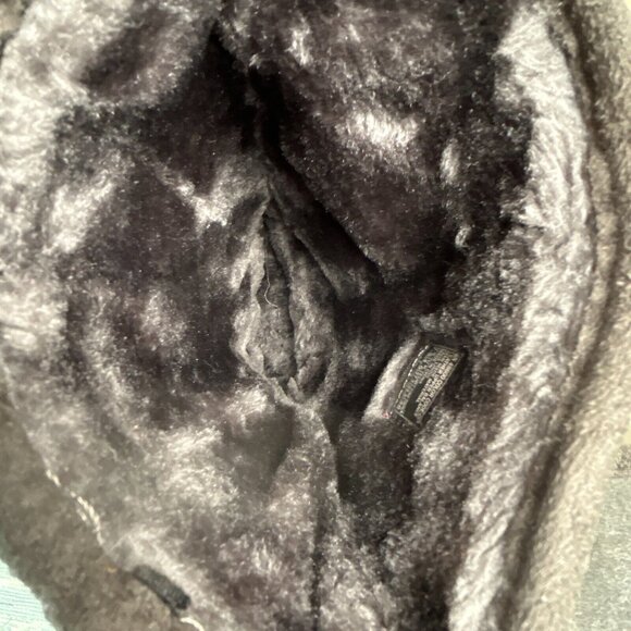 Skechers Faux Fur Mid Calf Boots Gray Suede Pull On Low Wedge Heel Womens Sz 7.5 - Picture 6 of 14